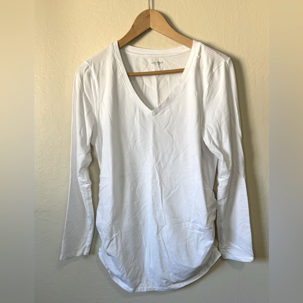 Maternity long sleeve white v neck (NWOT)